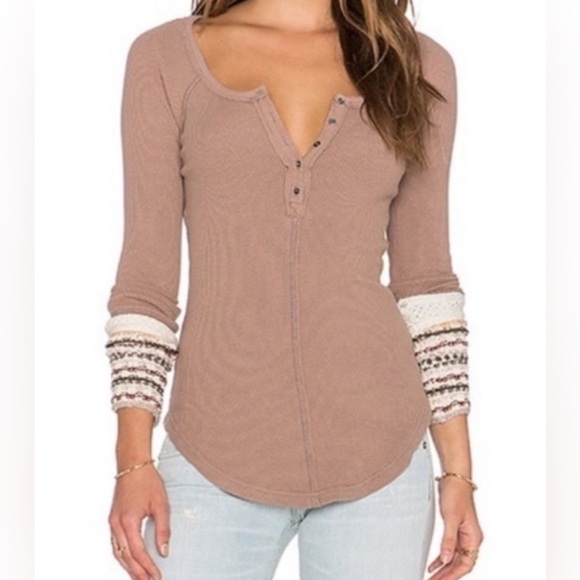 Free People Tops - Free People Alpine Ski Lodge cuffed Henley, XS